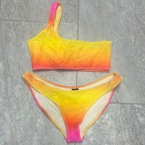 TRIANGL velvet yellow and pink ombré set